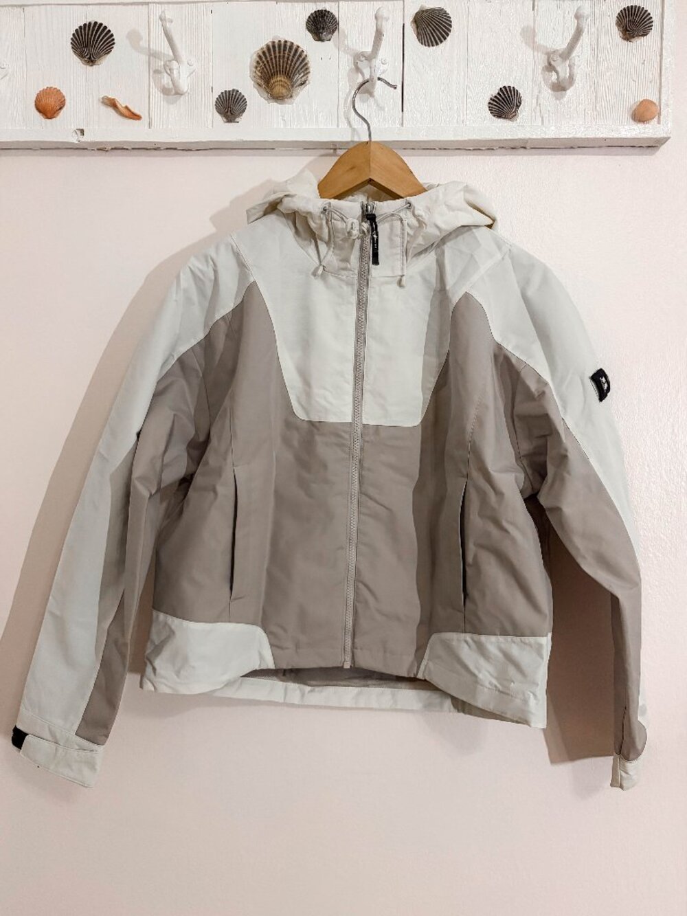 National Geographic White Grey Full Zip Windbreaker Jacket